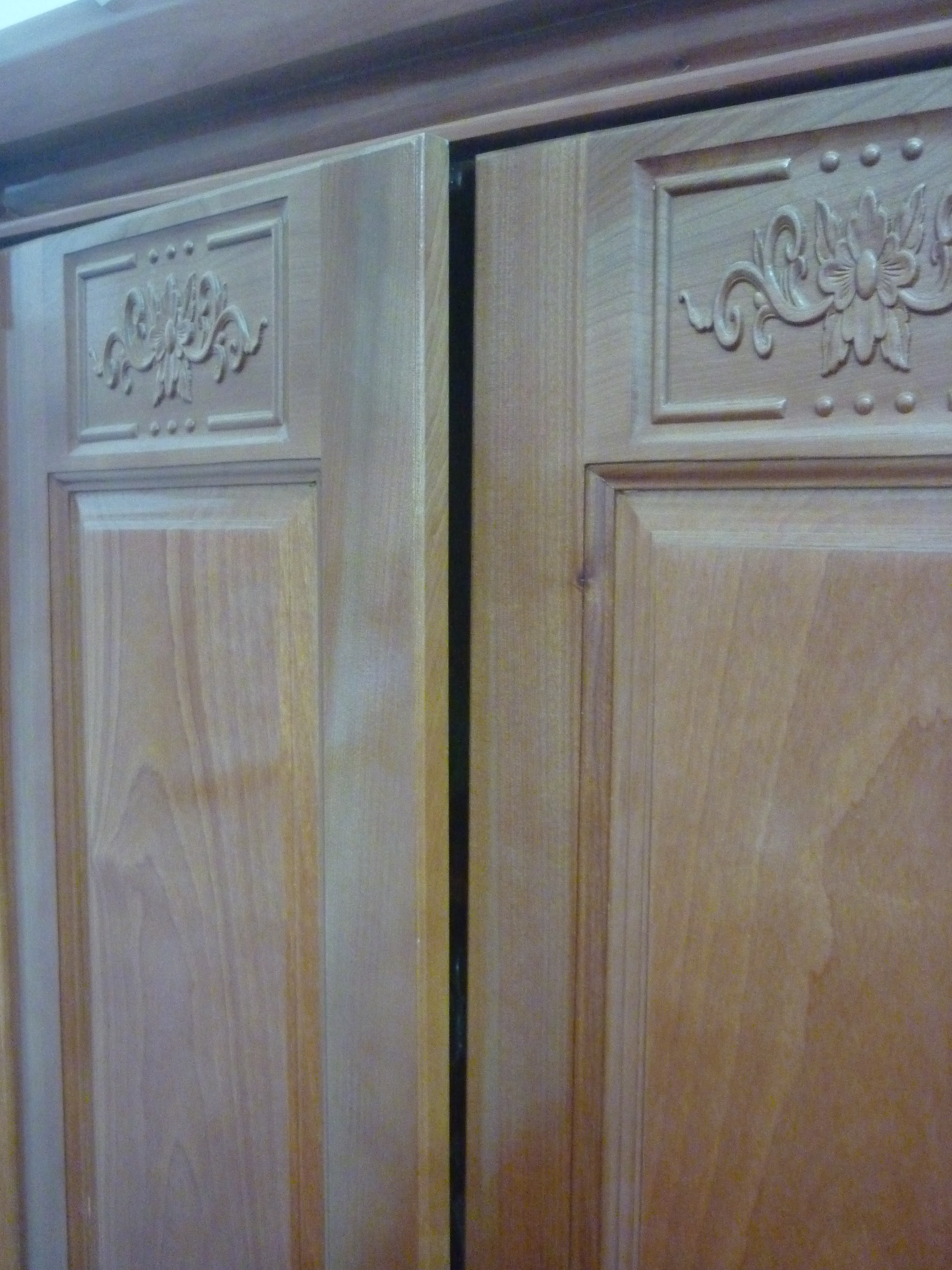4 lỗi hư hỏng cửa gỗ và cách sửa cửa gỗ hiệu quả