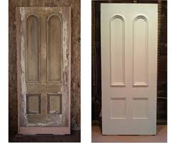 Sơn cửa gỗ là một cách tuyệt vời để tăng thêm sự sang trọng cho căn phòng của bạn. Bằng cách sử dụng màu sơn đẹp và phù hợp, bạn có thể làm cho cửa gỗ trông mới hoàn toàn và hoàn thiện tỉ mỉ. Tham gia khám phá hình ảnh về việc sơn cửa gỗ của chúng tôi để cảm nhận sự khác biệt đó.