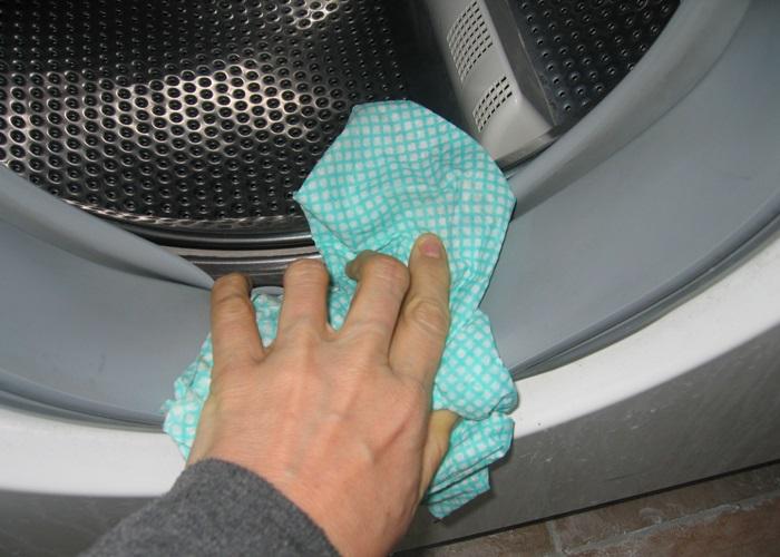 Cách làm sạch máy giặt mang lại hiệu quả đến không ngờ