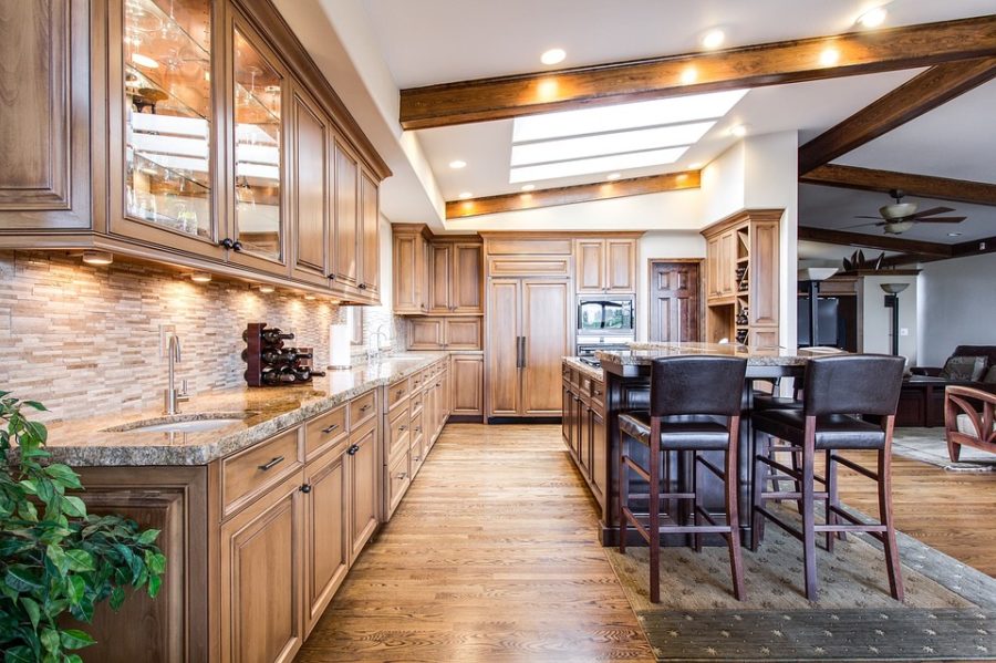 Mách bạn cách chọn mua đồ nội thất gỗ chuẩn bền đẹp